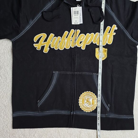 587 NWT Harry Potter Hufflepuff Women's Zippered Hoodie Size Medium - Picture 7 of 7